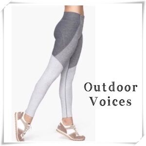 OUTDOOR Voices 7/8 Two-Tone Color Block Leggings in Gray